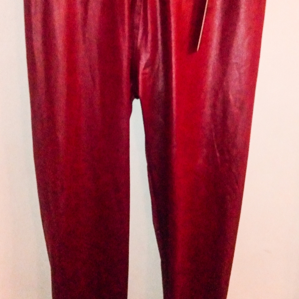 ❤️ Hot Red Synthetic Leggings ❤️